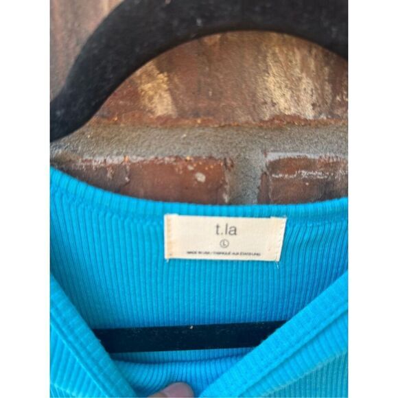 T.la by Anthropologie color blue size Medium in excellent condition new no tag - Picture 6 of 9